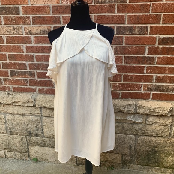 Mossimo Supply Co. Dresses & Skirts - 🔥sale🔥White Cold Shoulder Summer Dress